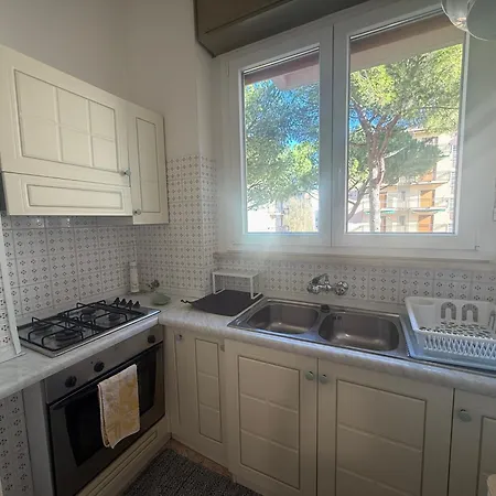 Casa Spaziosa In Centro Con Terrazza Abitabile * Marina dʼAndora