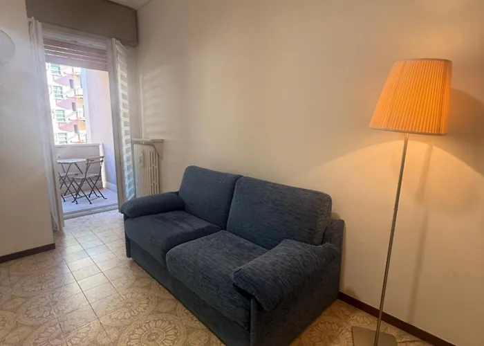 Casa Spaziosa In Centro Con Terrazza Abitabile