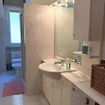 Casa Spaziosa In Centro Con Terrazza Abitabile Apartment