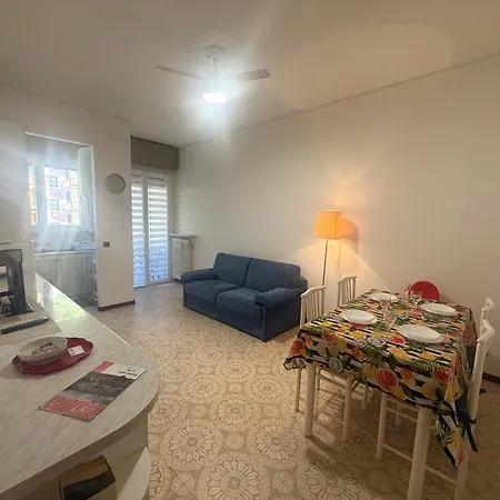 Apartmán Casa Spaziosa In Centro Con Terrazza Abitabile Marina dʼAndora