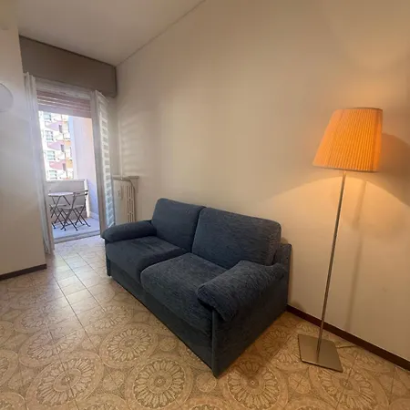 Andora Centro: Relax Per 6 A Due Passi Dal Mare