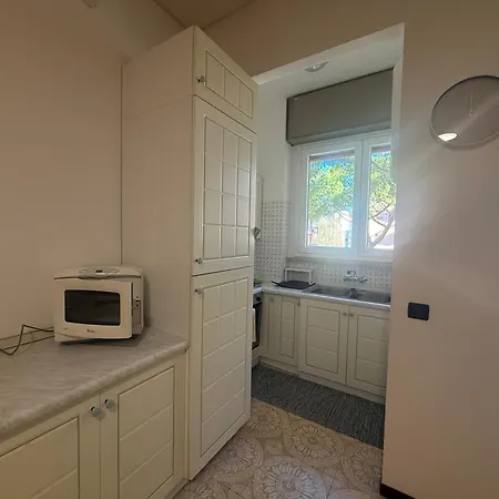 Casa Spaziosa In Centro Con Terrazza Abitabile 아파트