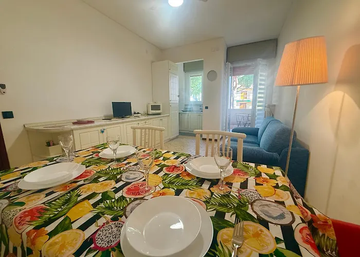 Casa Spaziosa In Centro Con Terrazza Abitabile * Marina dʼAndora